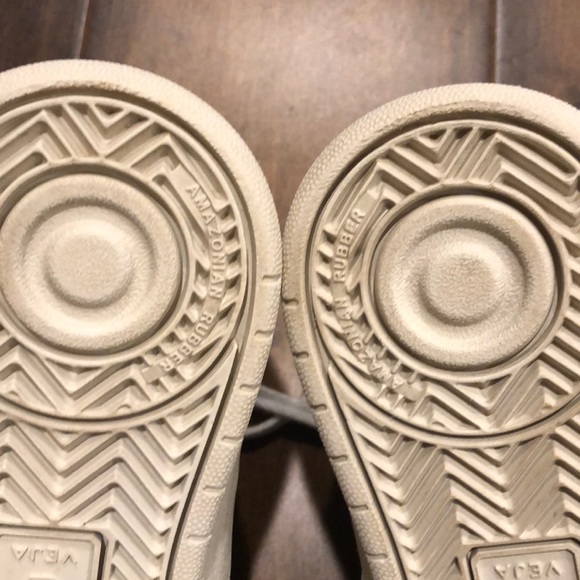 VEJA  V-15 High-Top Lace-Up Sneakers - - Picture 15 of 16